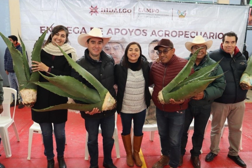 ENTREGA DE APOYOS AGROPECUARIOS FORTALECE AL CAMPO EN&nbsp;CARDONAL