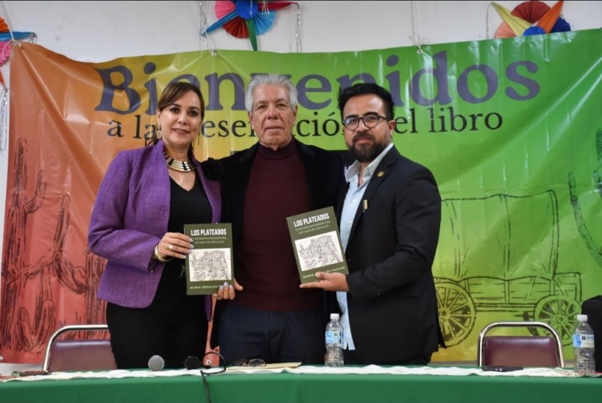 USUARIO DEL CGI PACHUCA PRESENTA EL LIBRO LOS PLATEADOS, FAMOSOS BANDIDOS DEL ESTADO DE&nbsp;HIDALGO
