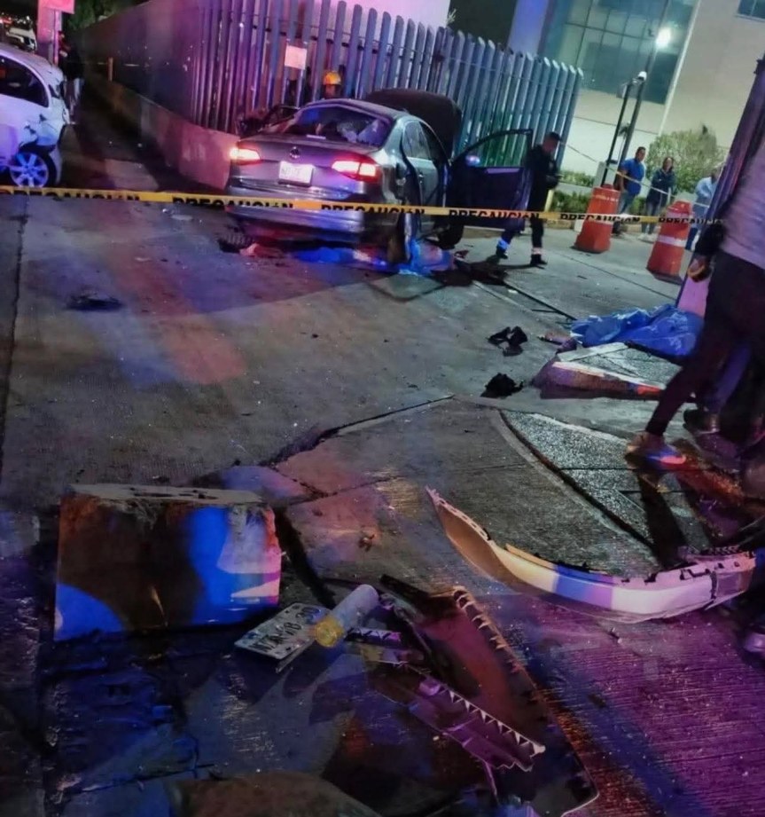 CONDUCTOR EBRIO ARROLLA A FAMILIAS FUERA DEL IMSS EN TECÁMAC; CUATRO PERSONAS&nbsp;MUEREN