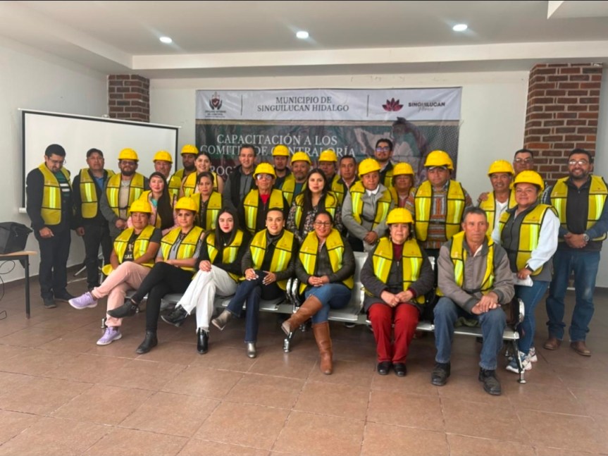 CONTRALORÍA CAPACITA A COMITÉS CIUDADANOS PARA VIGILAR OBRAS Y RECURSOS EN&nbsp;HIDALGO